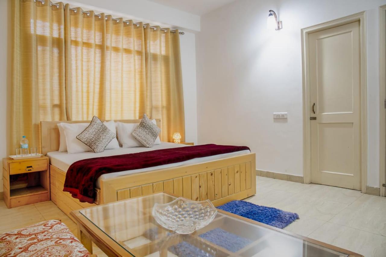 The Western Heights I Serviced Apartments I Pvt Balcony I Lift I Peacefull Area I Family Accomodation I Kasauli I By Exotic Stays Extérieur photo