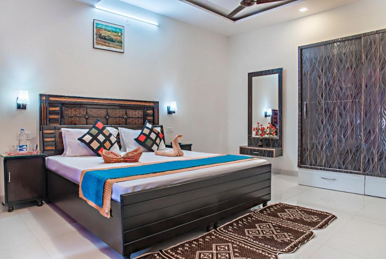 The Western Heights I Serviced Apartments I Pvt Balcony I Lift I Peacefull Area I Family Accomodation I Kasauli I By Exotic Stays Extérieur photo