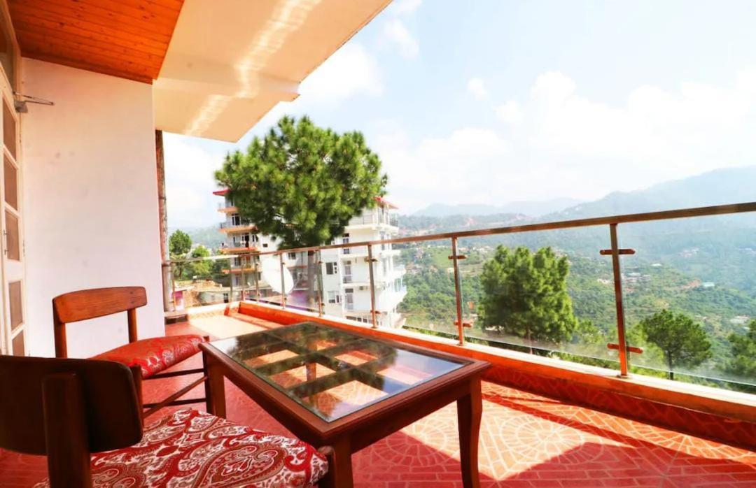 The Western Heights I Serviced Apartments I Pvt Balcony I Lift I Peacefull Area I Family Accomodation I Kasauli I By Exotic Stays Extérieur photo